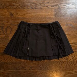 Pleaded Mini Skirt